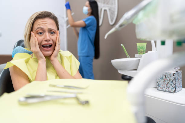 Best Emergency Dentist for Knocked-Out Tooth in Heyville, AL